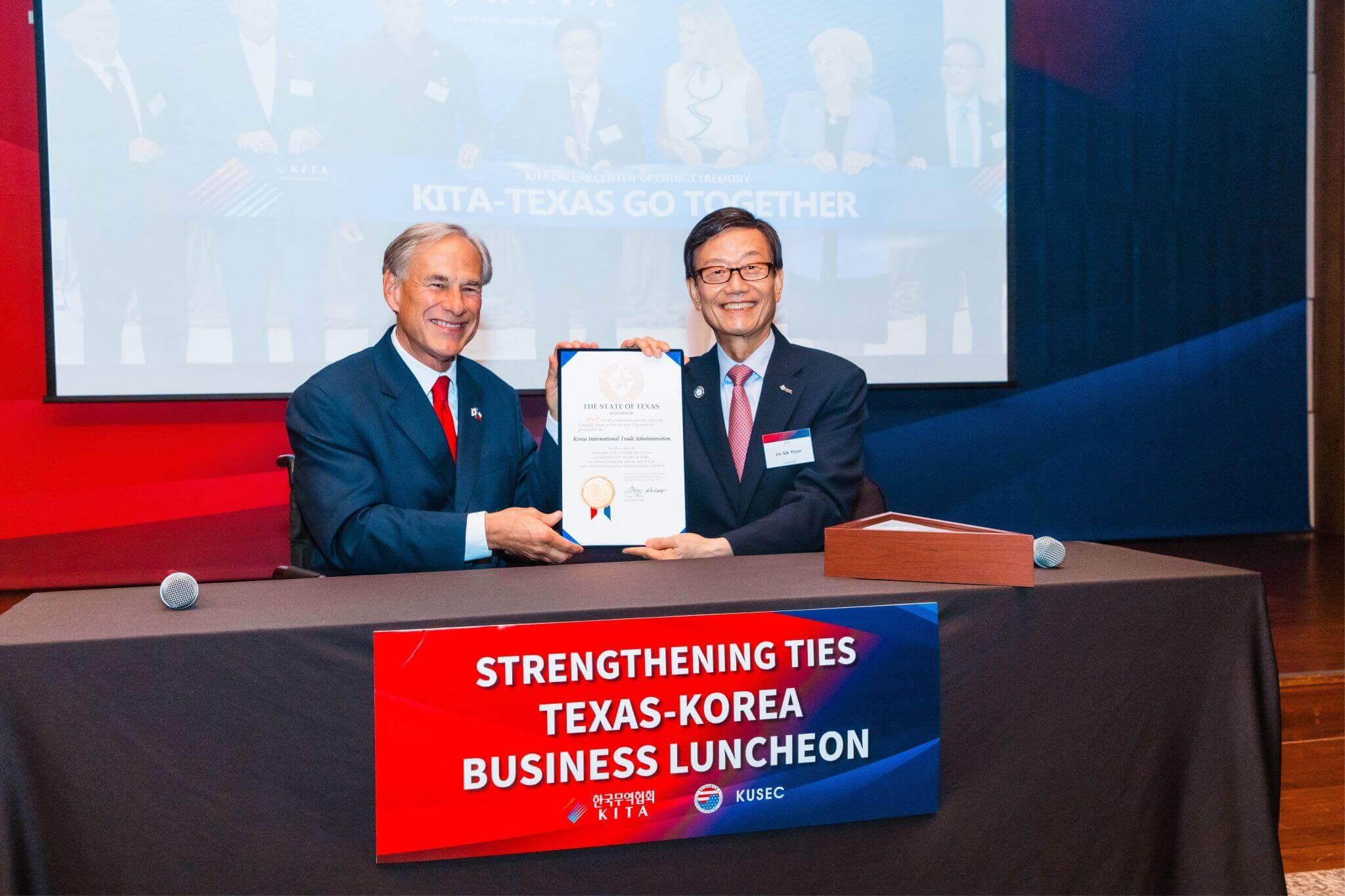 Governor Abbot in Seoul